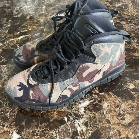 COPY - Woodland 10s jordan brand barely worn completely authentic.Great wear